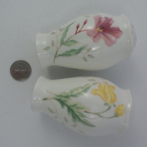 Lenox Butterfly Meadow Salt & Pepper Set Shakers Excellent Condition! - Picture 7 of 7